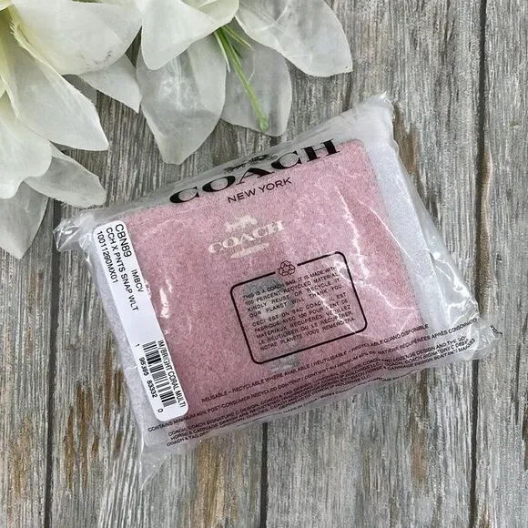 Coach X Peanuts Leather Snap Wallet With Lucy Bag Purse